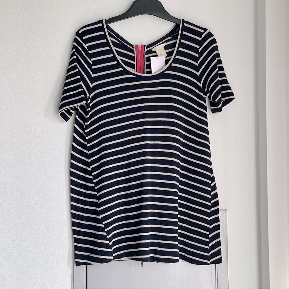 NWT CLUB MONACO Striped Black and White Top